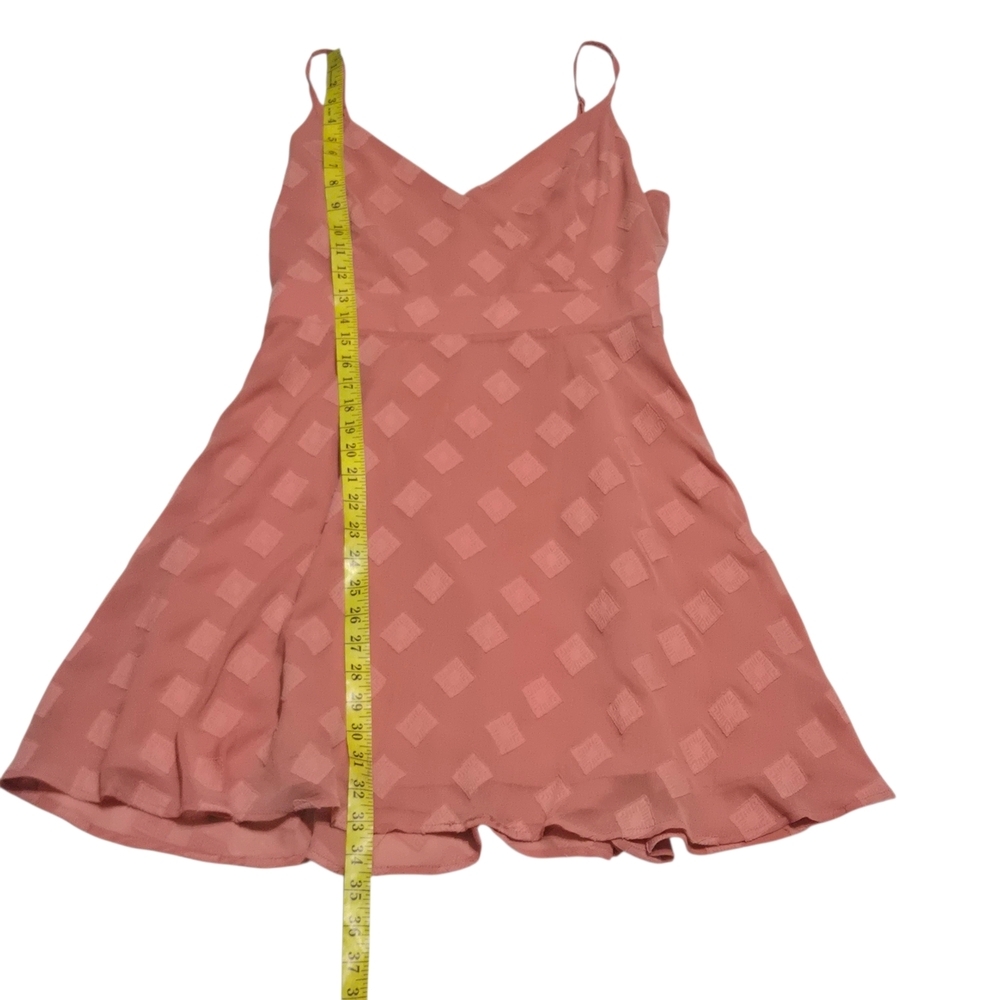 Dynamite Peach Color Fit-and-Flare Textured Pattern Strappy Mini Dress Medium - Picture 8 of 13